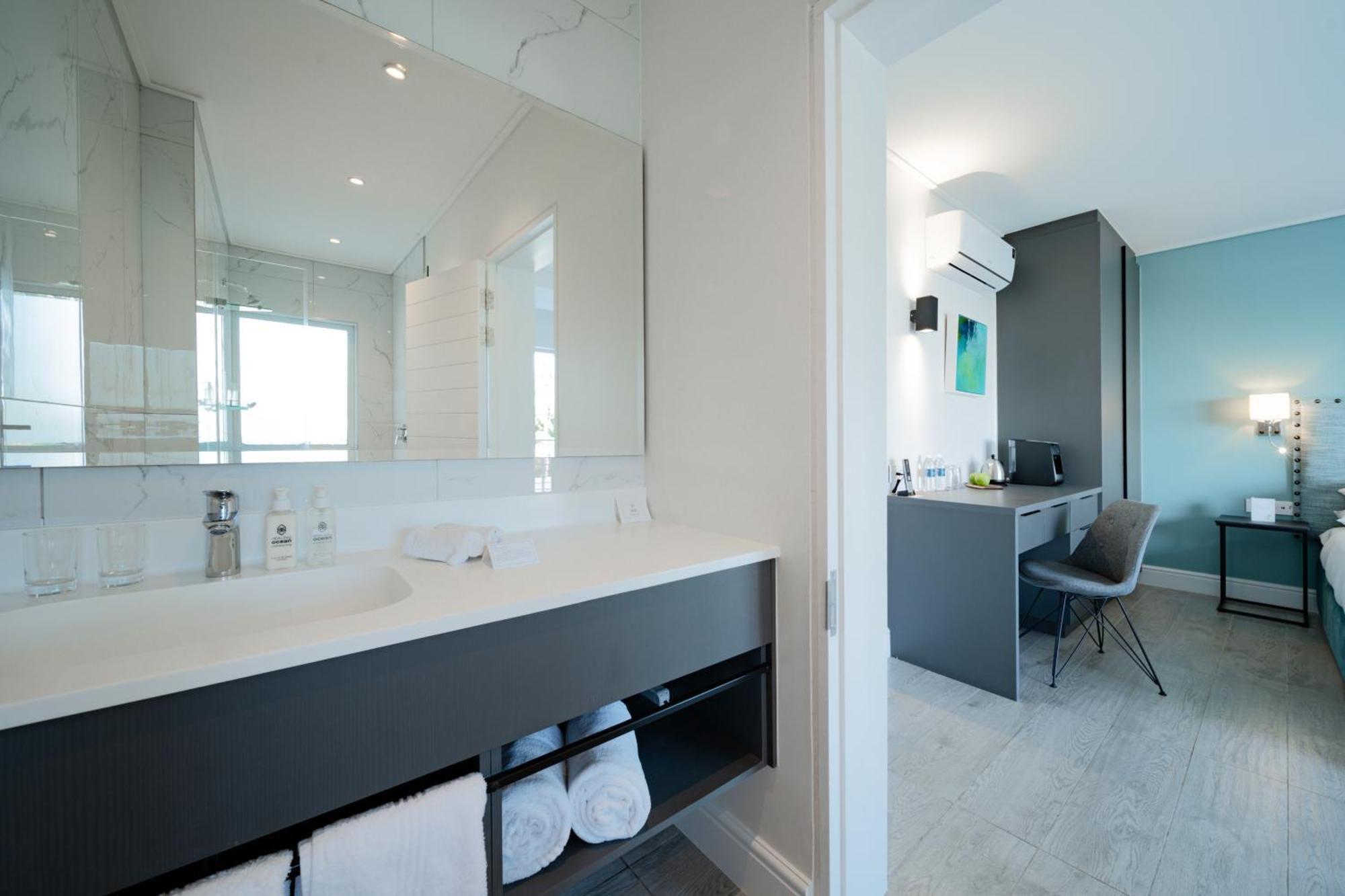 One Marine Drive Boutique Hotel Hermanus Extérieur photo