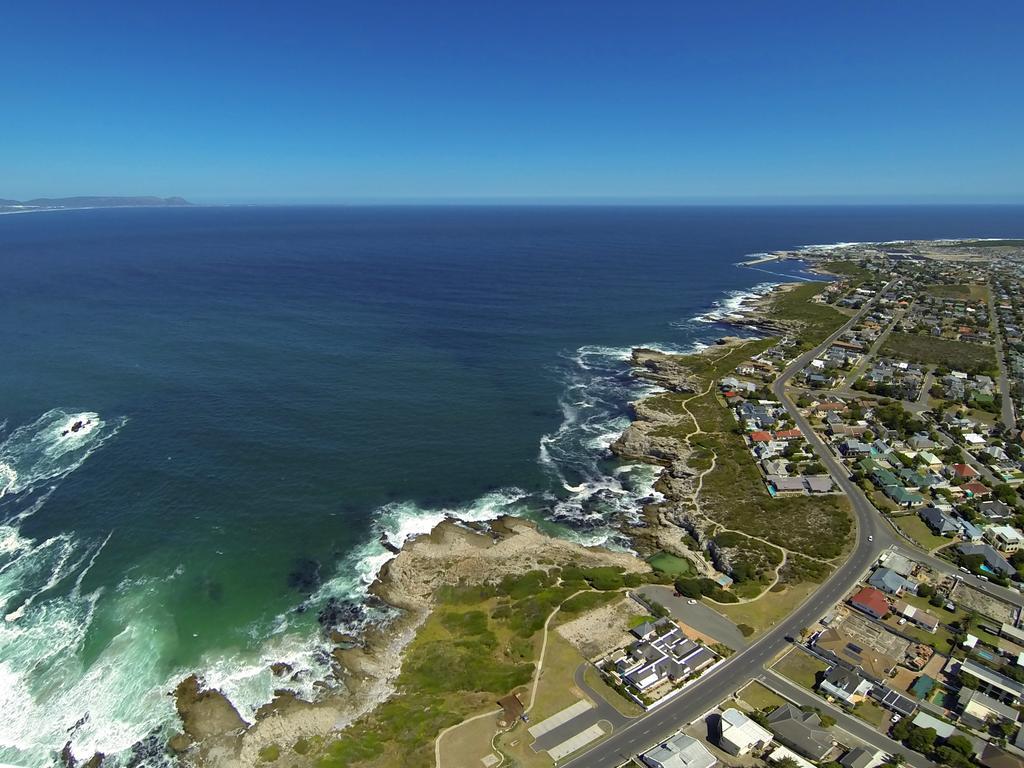 One Marine Drive Boutique Hotel Hermanus Extérieur photo